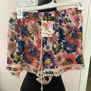 NWT floral boho shorts